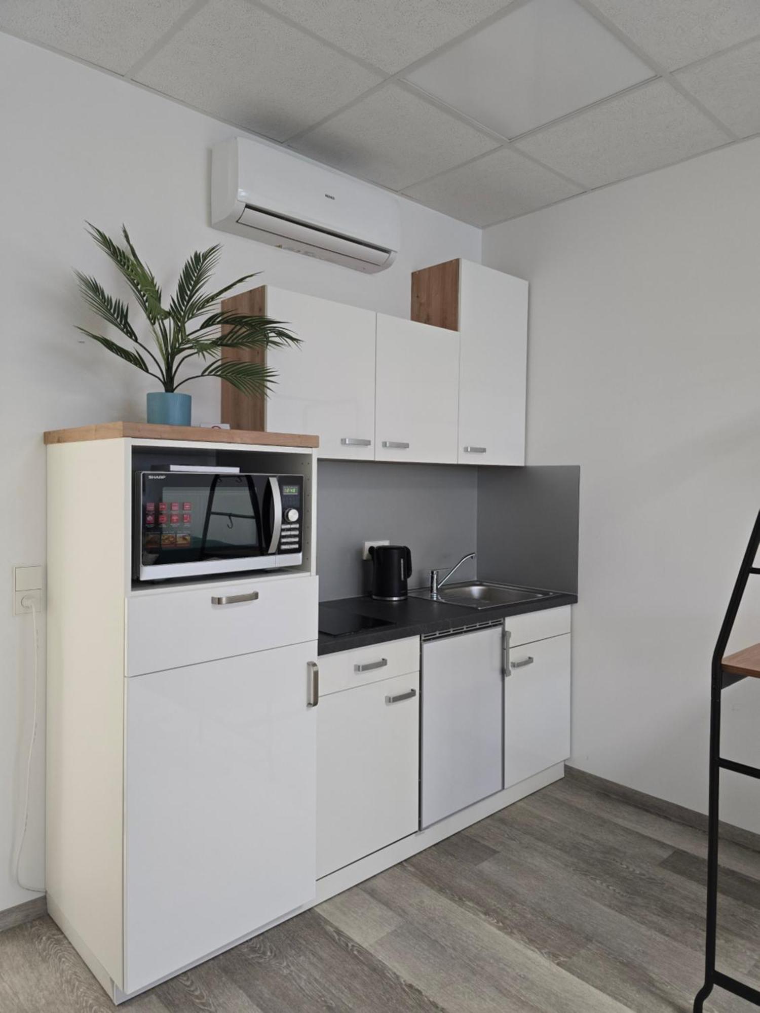 Doppelzimmer-Studio Fuer 2 Ramstein-Miesenbach Exterior photo
